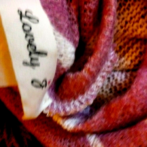 Lovely Day Top Size M Geometric Leopard Combo - Picture 10 of 10